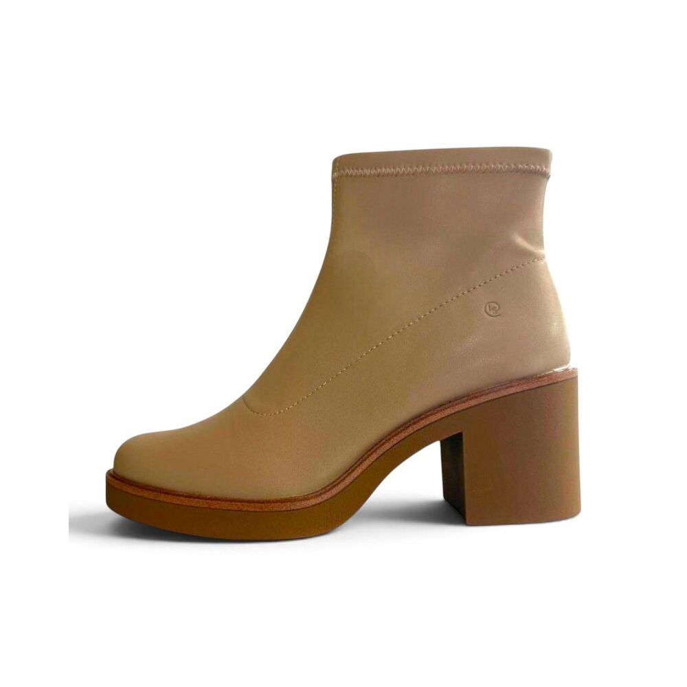 LIFESTRIDE Remix Boots Tan Booties, NEW! Size 9.5 Wide